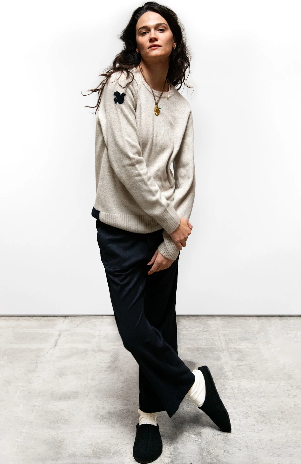 BACKSTRIKE DOVE CASHMERE SUPERLUX crew - supernatural/deeplynavy - Image 3