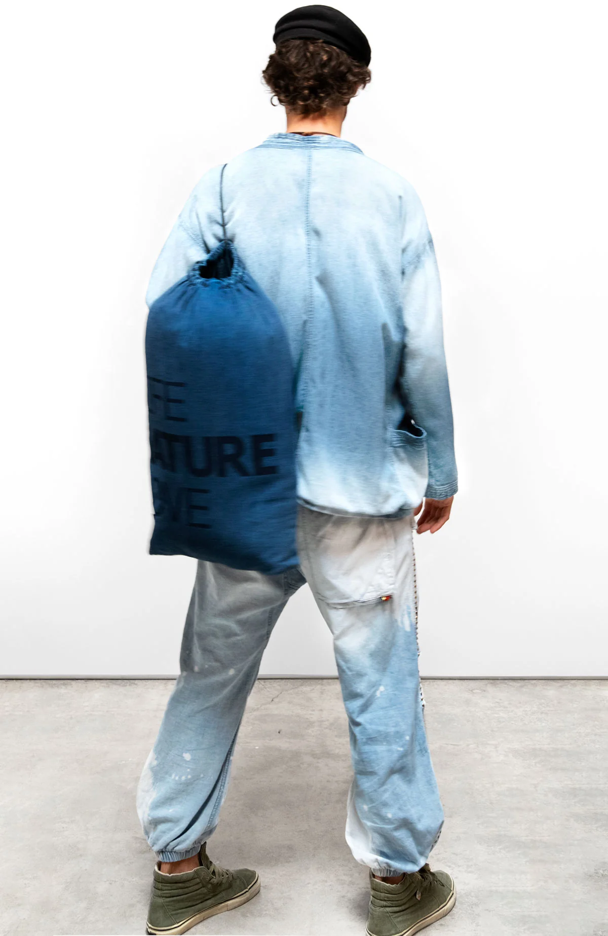 FREECITY X COMMUNE INDIGO SHERPA-BEAR BLANKET - Image 4